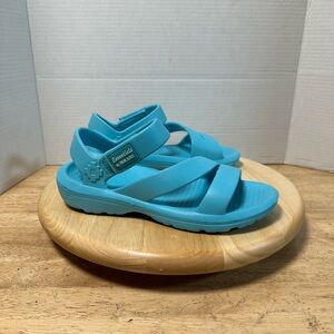 Essentials by Muk Luks Men’s Surf Board Ankle Strap Sandals Size 7/8